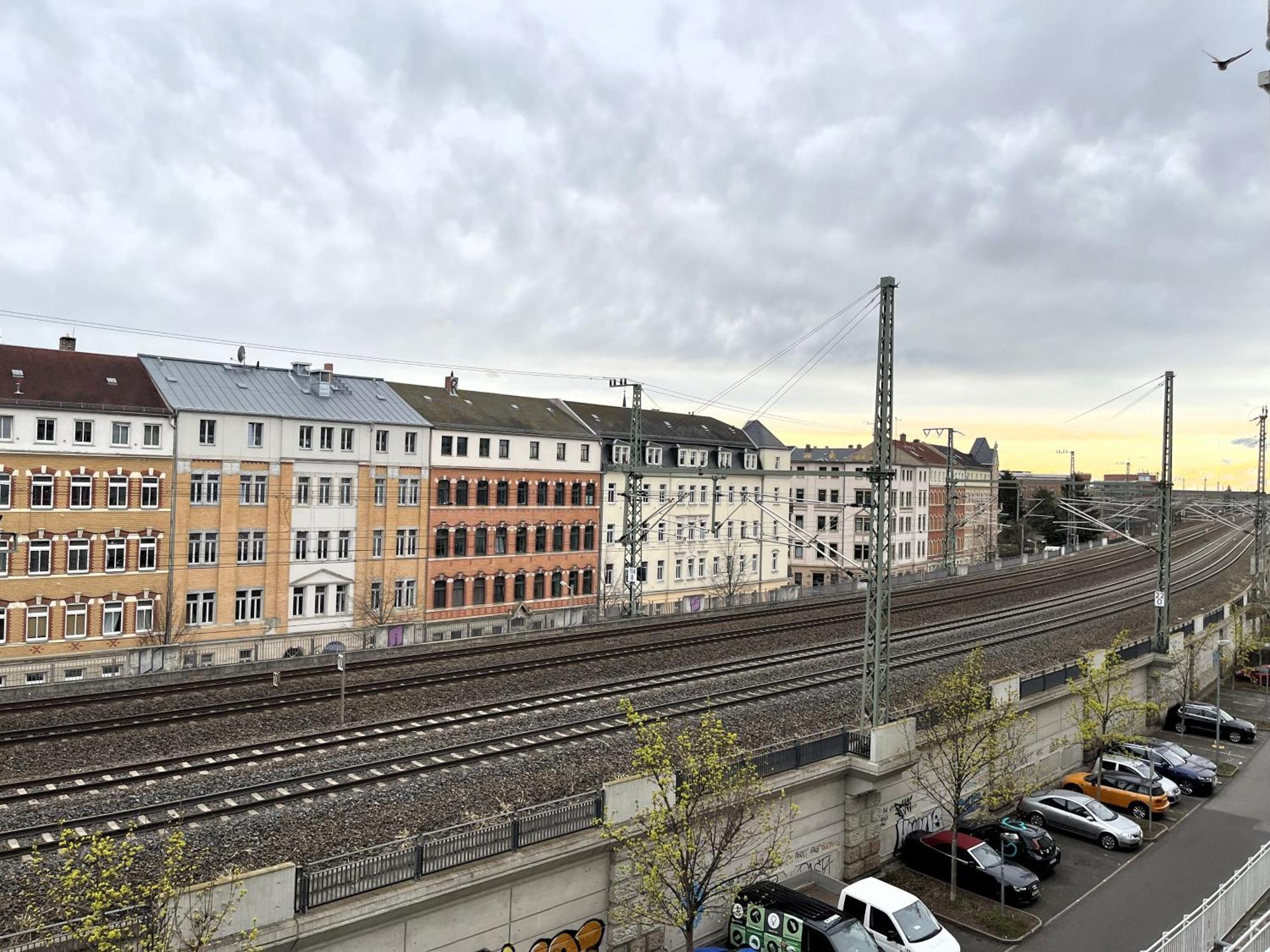 Wohnperle Neustadt - Zentral, Kostenloser Parkplatz, Lift, Klimaanlage ドレスデン エクステリア 写真